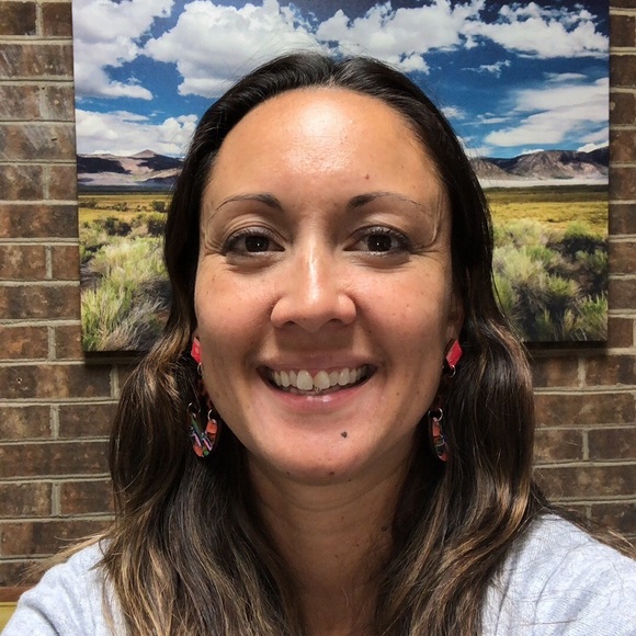 Meet your Posher, Jennifer - Picture 1 of 1